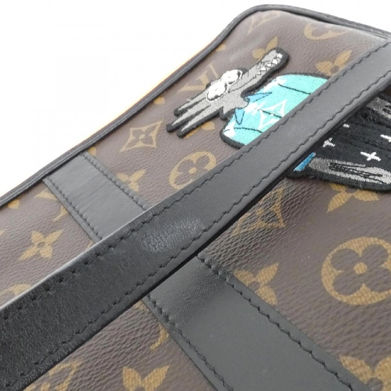 Túi xách Louis Vuitton Monogram (LV Friends) Keepall Pouch M80130 623231