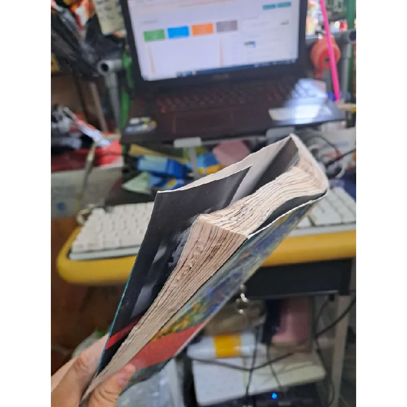 Xuyên thấm - Hồn Nhiên - Vũ Linh VĂN HỌC HCM0910 588517