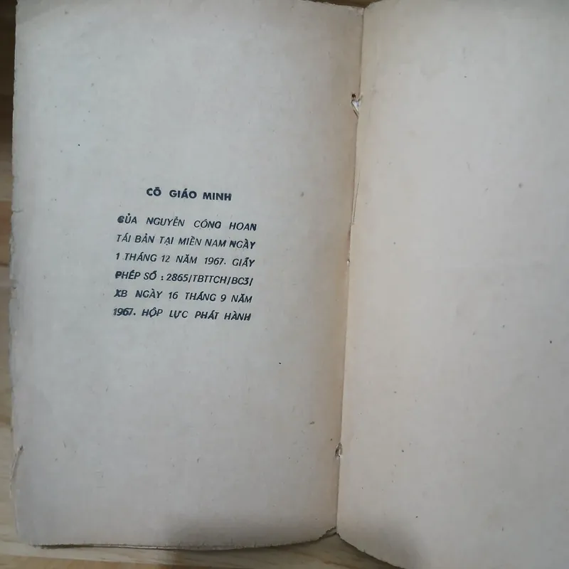 Cô Giáo Minh (Xb 1967) - Nguyễn Công Hoan 733871