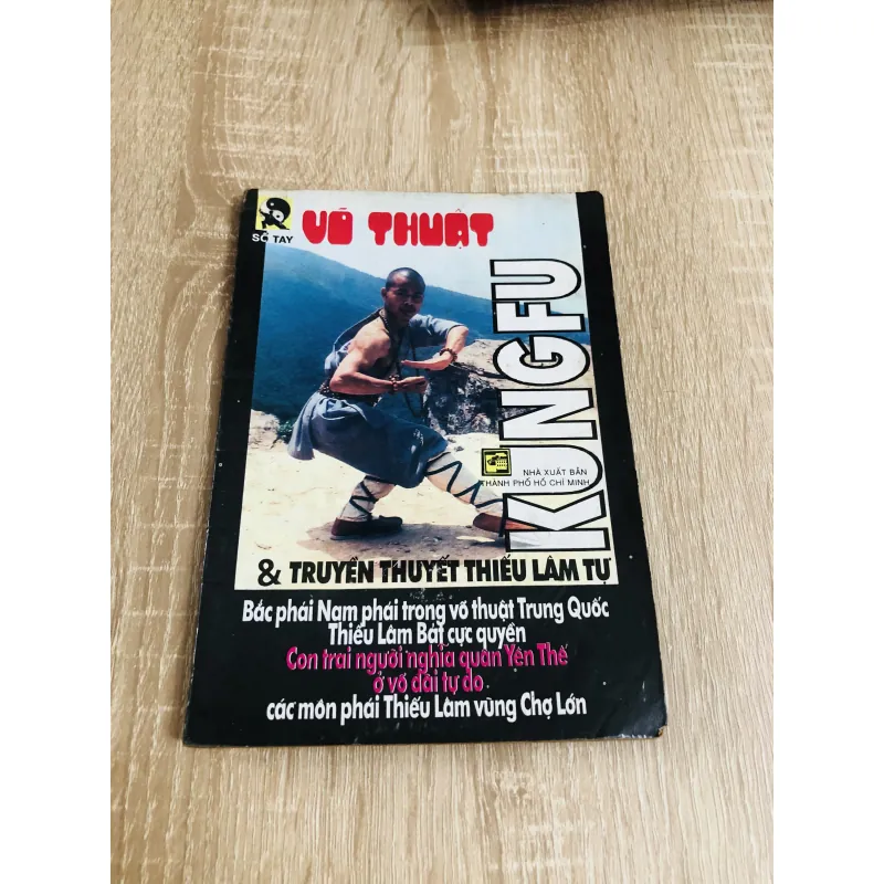 SỔ TAY VÕ THUẬT - KUNGFU & TRUYỀN THUYẾT THIẾU LÂM TỰ  544382
