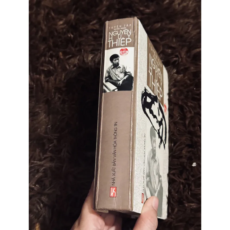 Tuyển tập truyện ngắn Nguyễn Huy Thiệp 718374