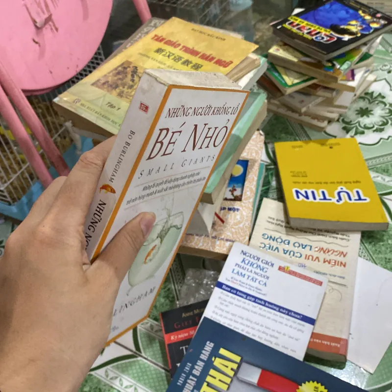 Gã khổng lồ bé nhỏ  800679