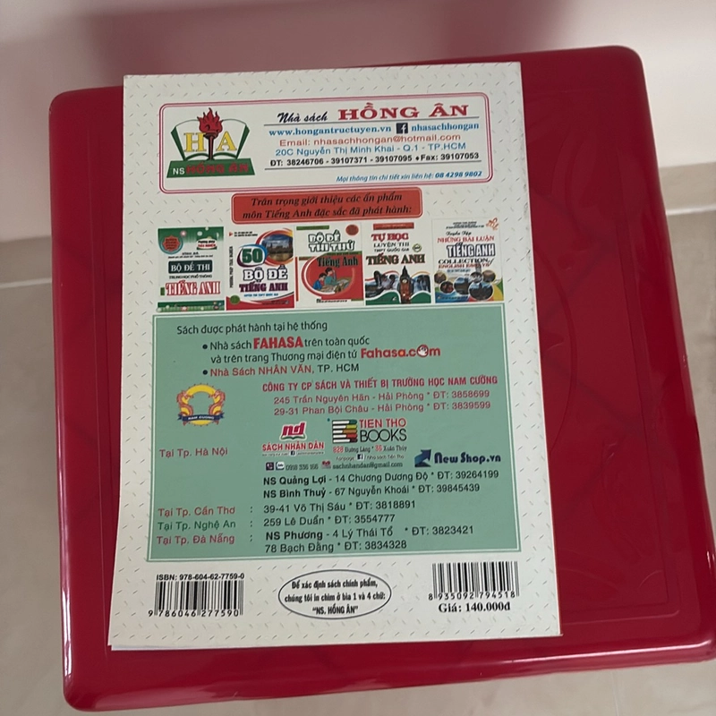 Thầy Vĩnh Bá - sách câu hỏi trắc nghiệm chuyên đề điền từ vào đoạn văn  496398