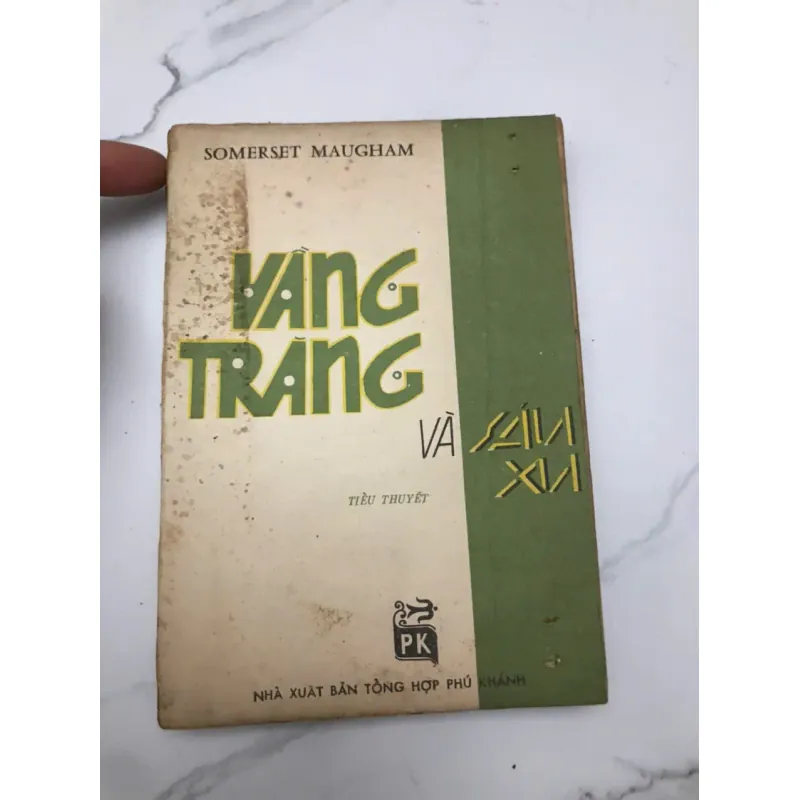 Vầng Trăng và Sáu Xu	Somerset Maugham 598911