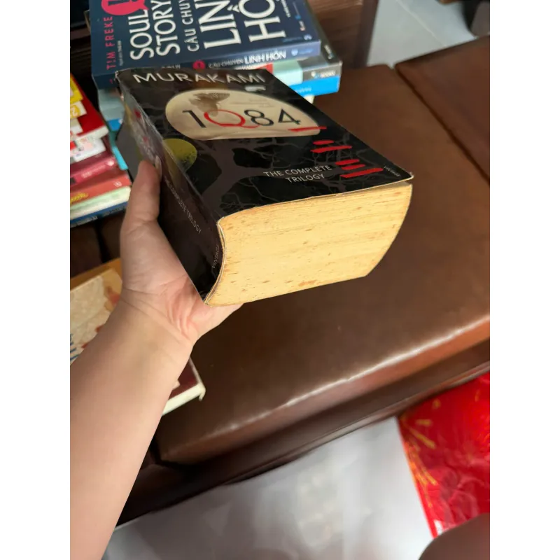 1Q84 (The Complete Trilogy) – Haruki Murakami | Tiểu Thuyết Văn Học Nhật Bản Kinh Điển- K4 1026049