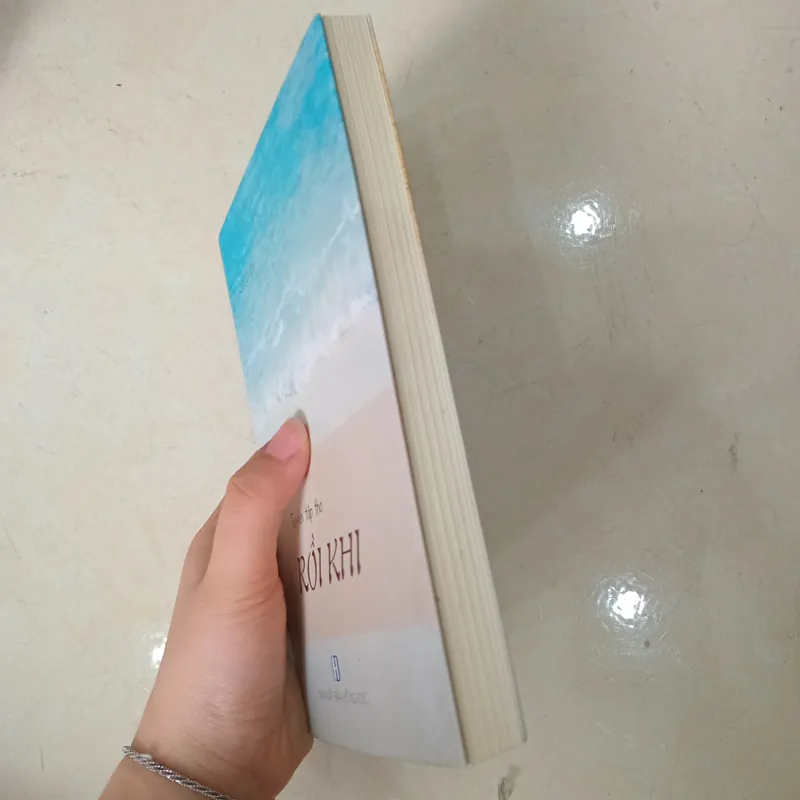 Tuyển tập thơ Rồi khi 560774