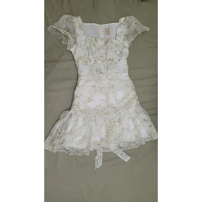 Đầm tơ họa tiết lá xanh 713669