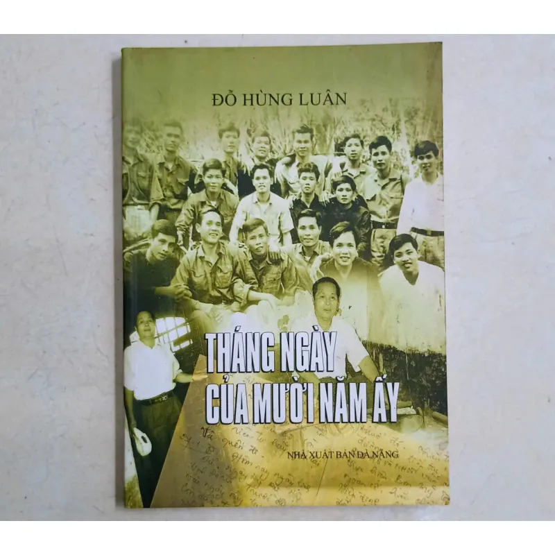Tháng ngày của mười năm ấy🌻 707880