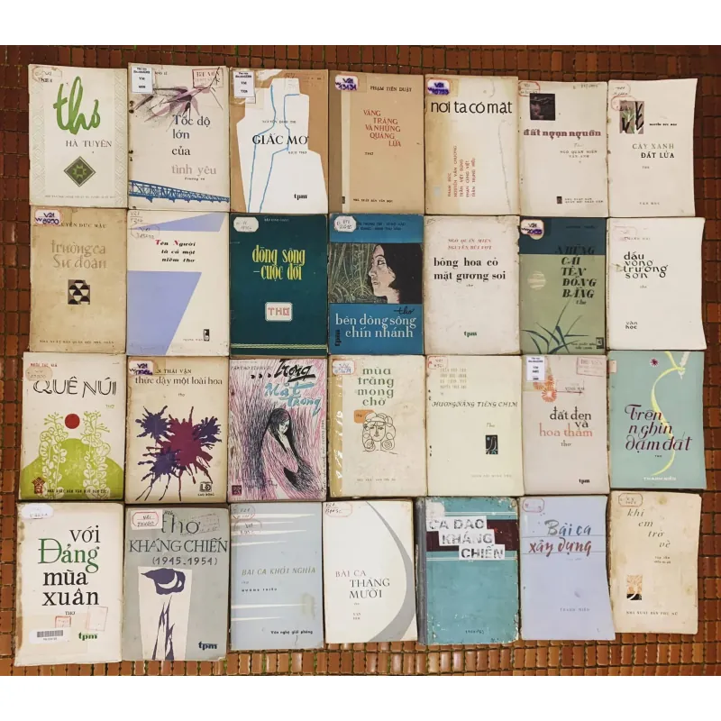 Combo thơ bao cấp cam kết 120 cuốn 929058