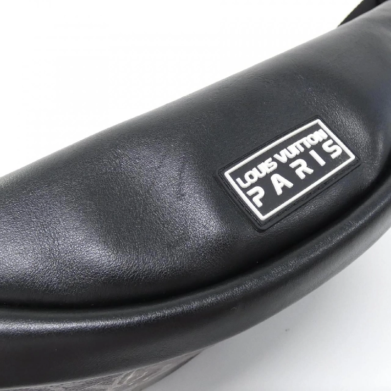 Túi đeo chéo Louis Vuitton Monogram Galaxy Discovery M44444 610854