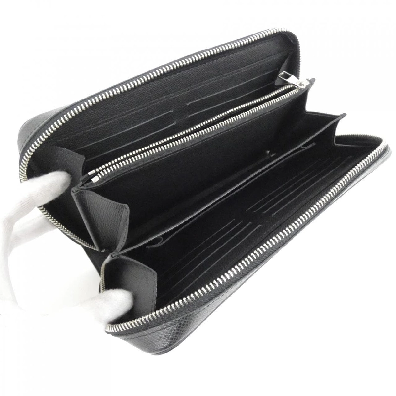 Ví Louis Vuitton Taiga Zippy XL M44275 621359
