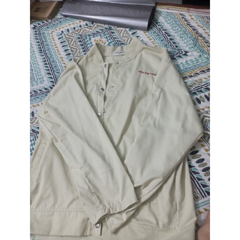 Áo khoác nam màu be size XL 23560