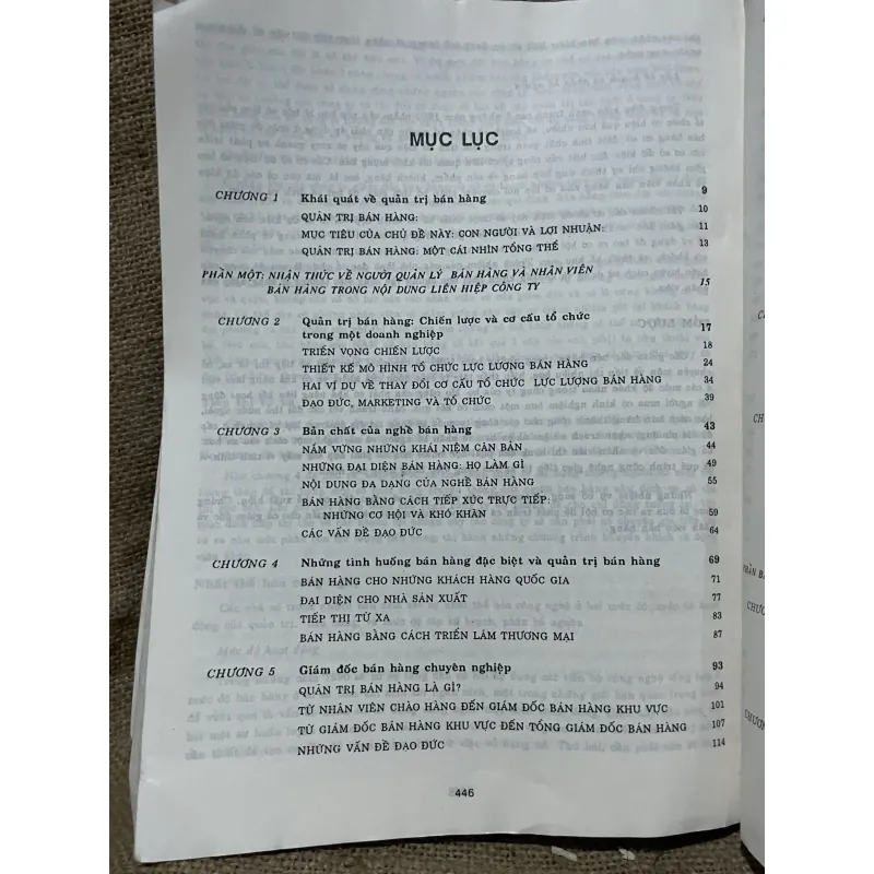 Quản trị bán hàng JAMES M. COMER;450 trang khổ lớn  975376