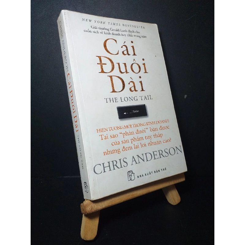 Cái đuôi dài 2009 mới 80% bần bìa, ố nhẹ, tróc gáy nhẹ Chris Anderson HCM0906 MARKETING KINH DOANH 924199