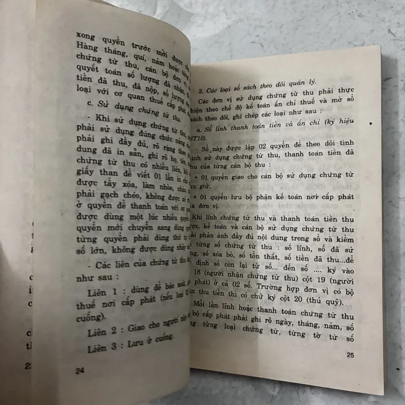 Các văn bản pháp luật hiện hành về phí và lệ phí - 1993s 1019905