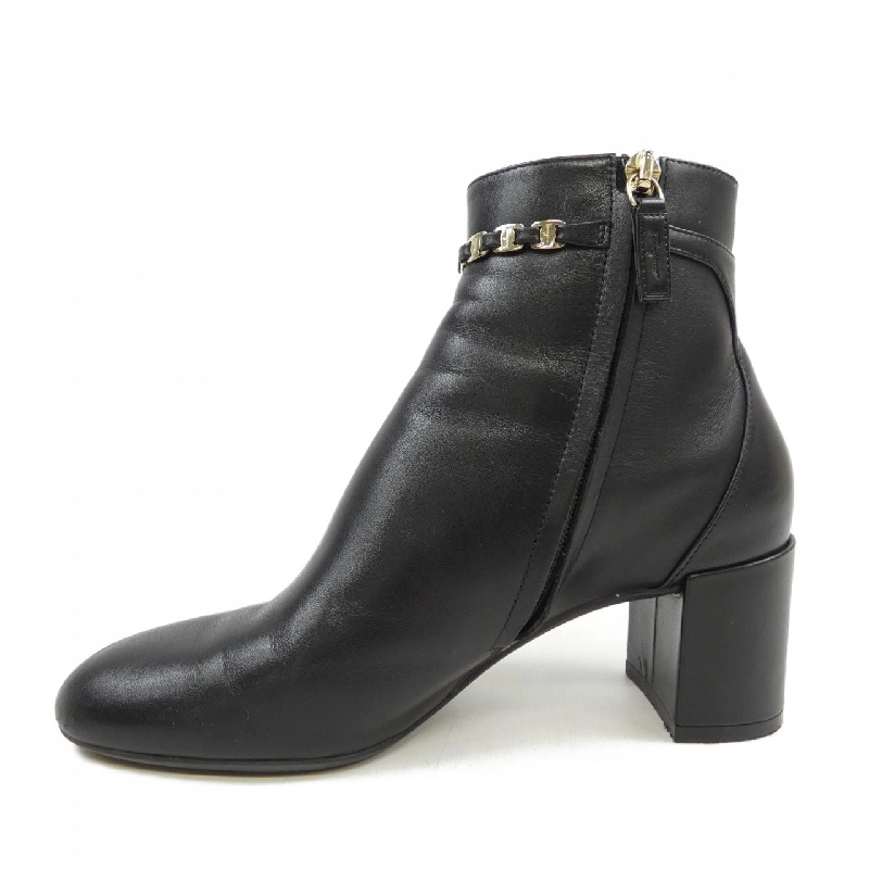 Giày boot SALVATORE FERRAGAMO - Hàng hiệu Authentic 828240