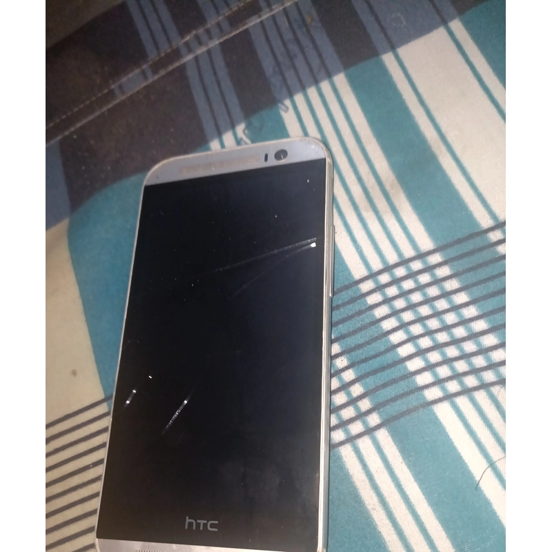 Điện thoại HTC liệt cảm ứng 260400