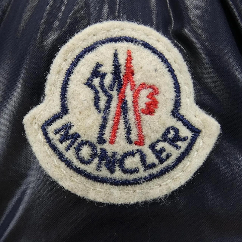 Áo khoác lông vũ MONCLER 643766