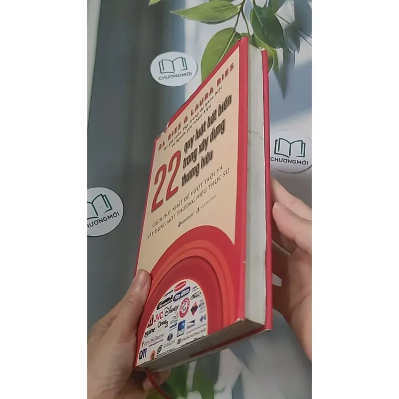 22 quy luật bất biến trong xây dựng thương hiệu - Al Ries 688427