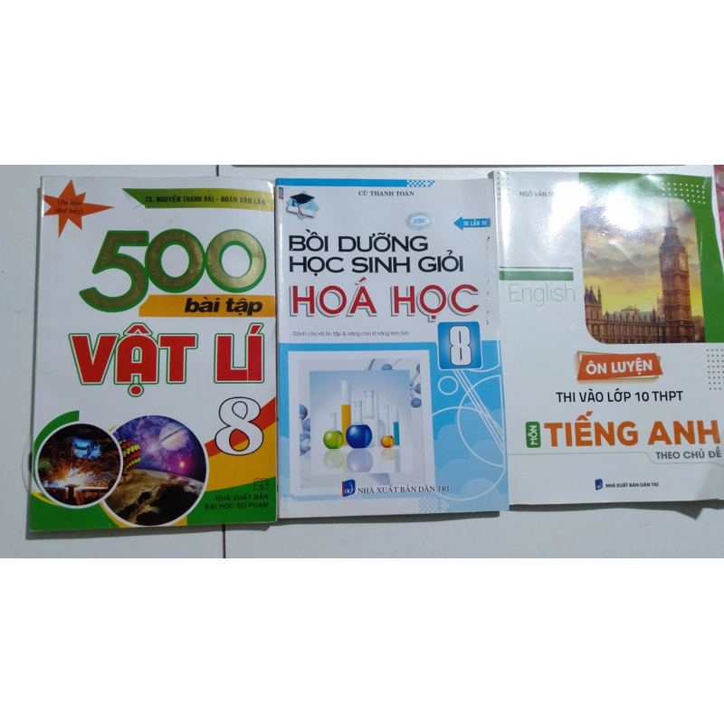 Combo 3 quyển sách lí, hóa, anh 327348