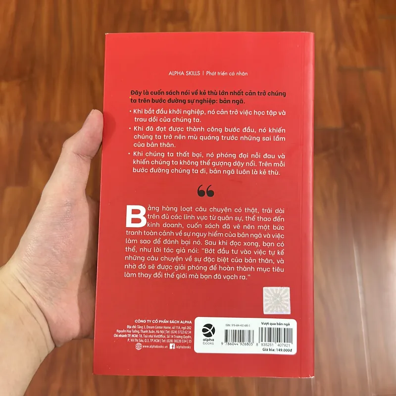 Sách Vượt Qua Bản Ngã: Chiến Thắng Kẻ Thù Lớn Nhất Của Bạn - Ego Is The Enemy Alpha Books 779173