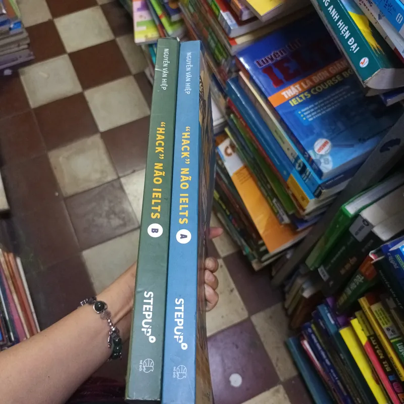 " Hack " Não IELTS Nguyễn Văn Hiệp Chủ Biên trọn bộ 2 tập 739039