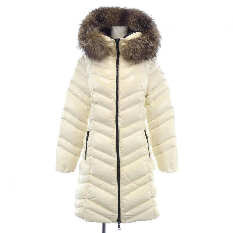 Áo khoác lông vũ MONCLER 644911