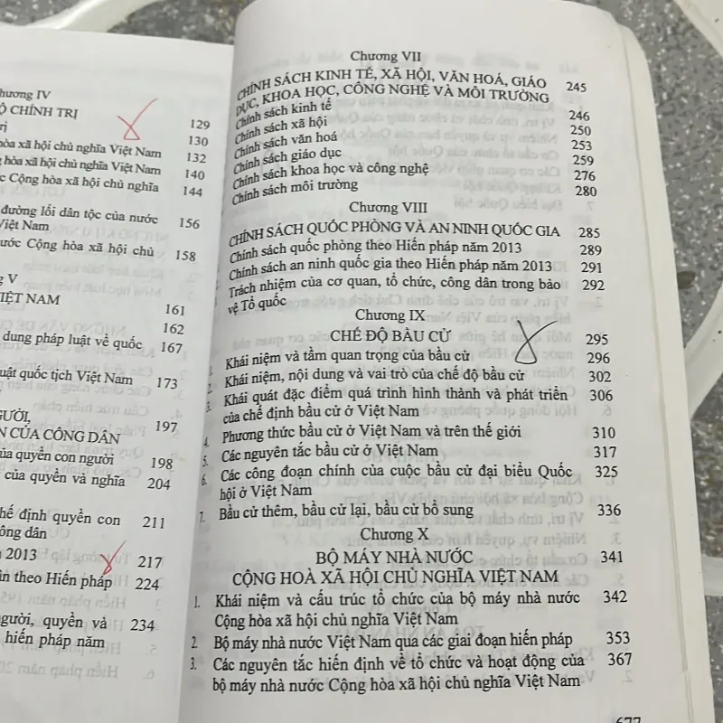 [luật - chính trị] Combo Luật Hiến pháp: giáo trình và hiến pháp 780081