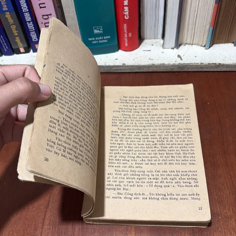 II Tiểu Thuyết: Trước Giờ Nổ Súng - Lê Khâm - 1977 766641