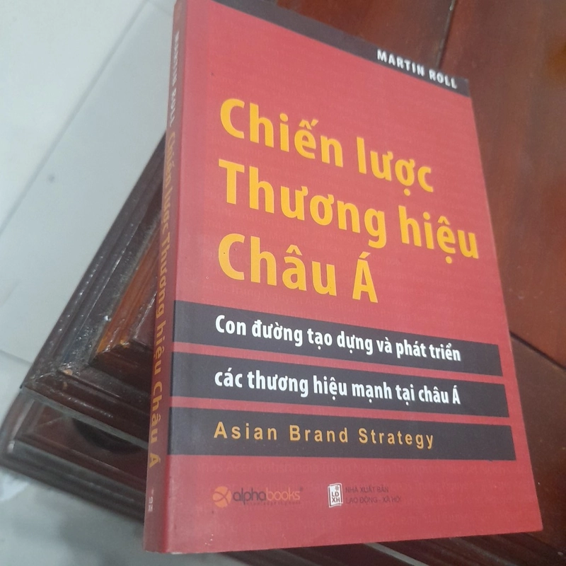 Martin Roll - CHIẾN LƯỢC THƯƠNG HIỆU CHÂU Á 466393