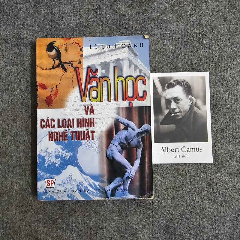 Văn học và các loại hình nghệ thuật 936861