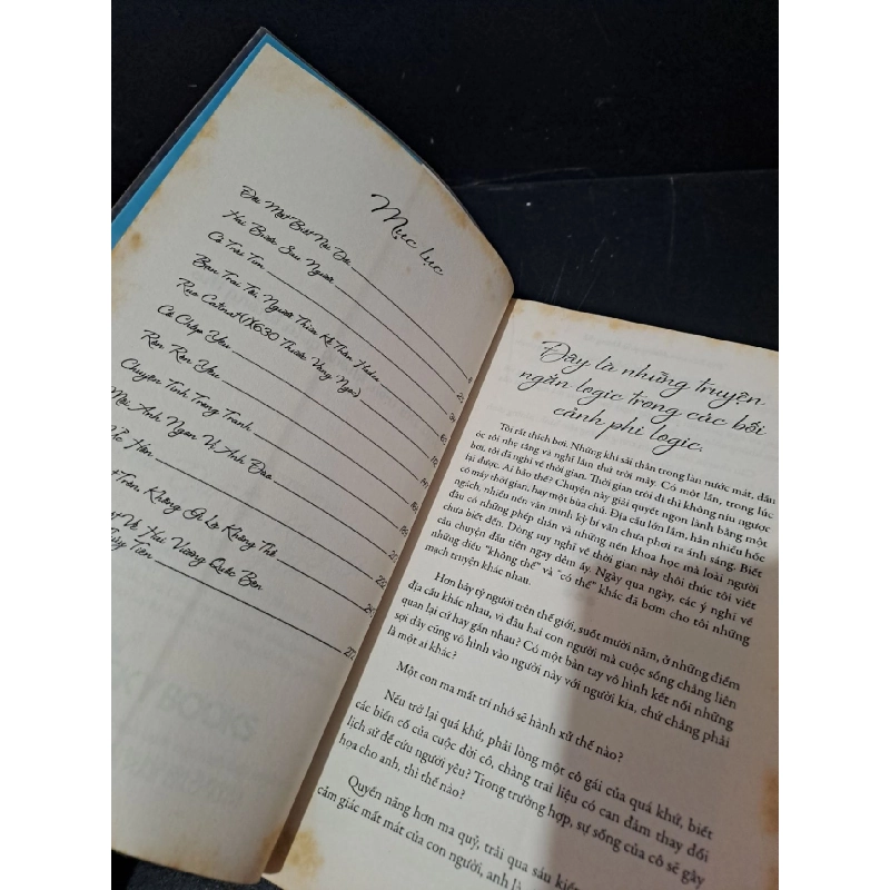 Trái đất tròn không gì là không thể mới 80% ố 2013 Ploy Ngọc Bích HCM1604 VĂN HỌC 918962