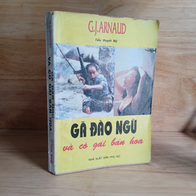 Gã Đào Ngũ Và Cô Gái Bán Hoa - G.J.ARNAUD 387079