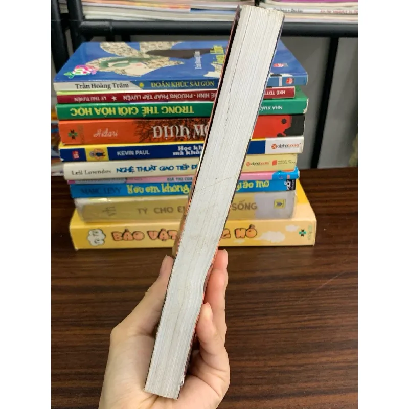 Hai Người Cha (Tập truyện ngắn) – Nguyễn Hữu Vân 576003