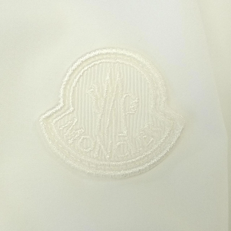 MONCLER Top - Hàng hiệu Authentic 825839