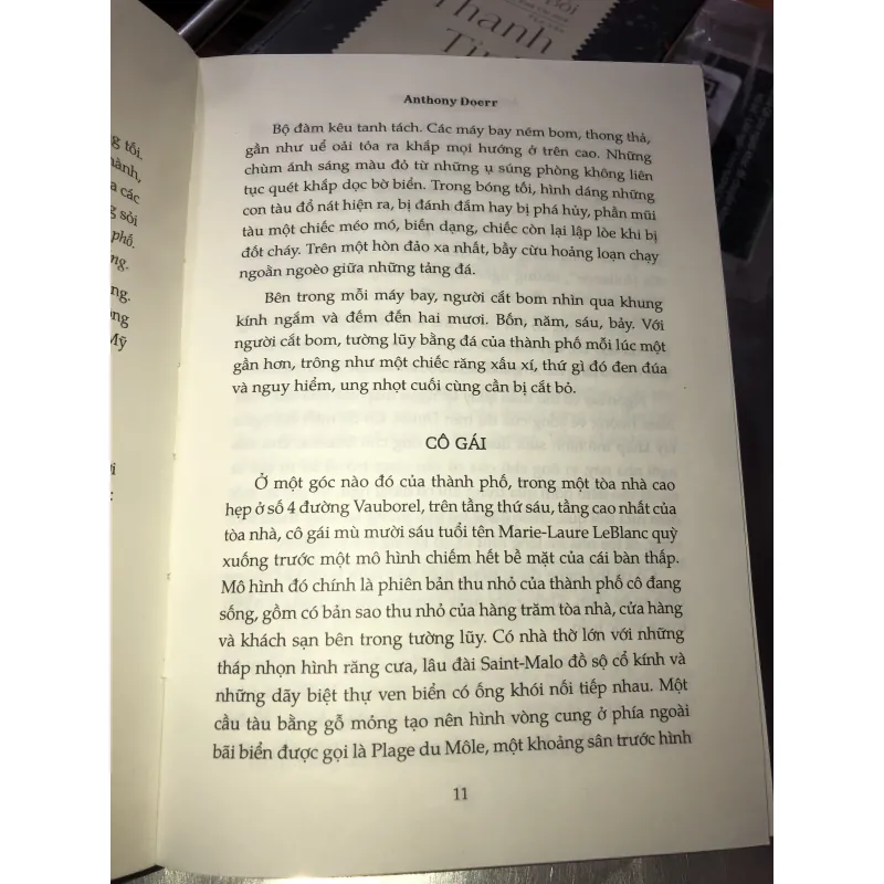 Ánh sáng vô hình - Anthony Doerr 976922