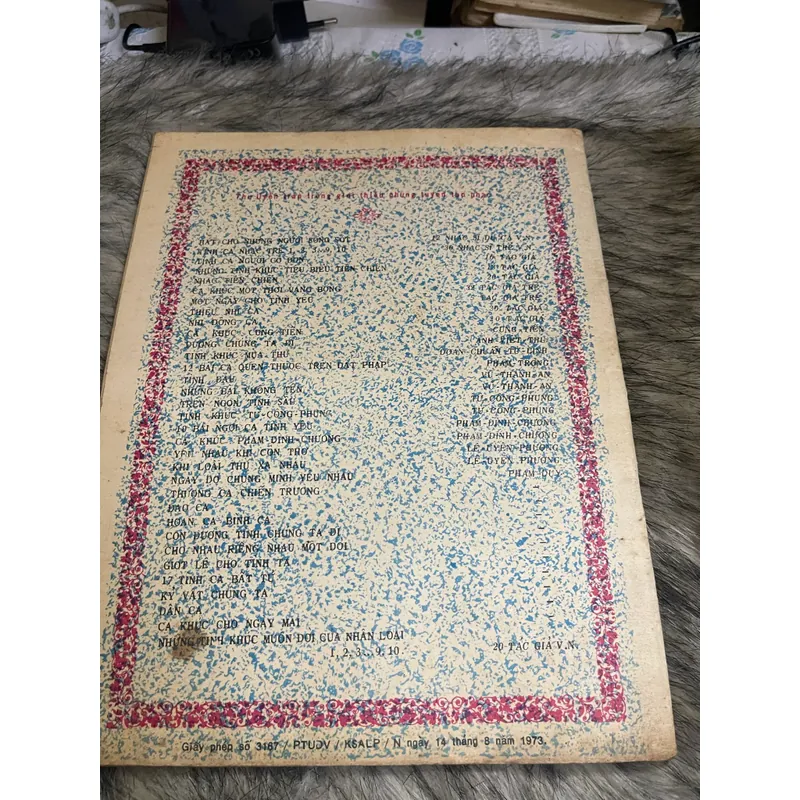 Tình khúc muôn đời của nhân loại(sách in năm 1973 570757