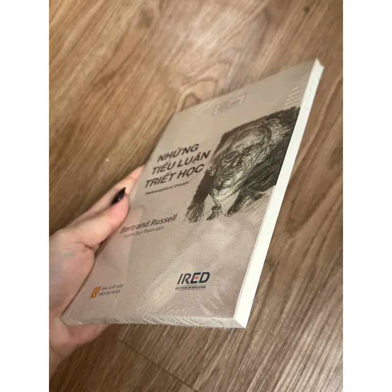 Những Tiểu Luận Triết Học - Bertrand Russell 788595