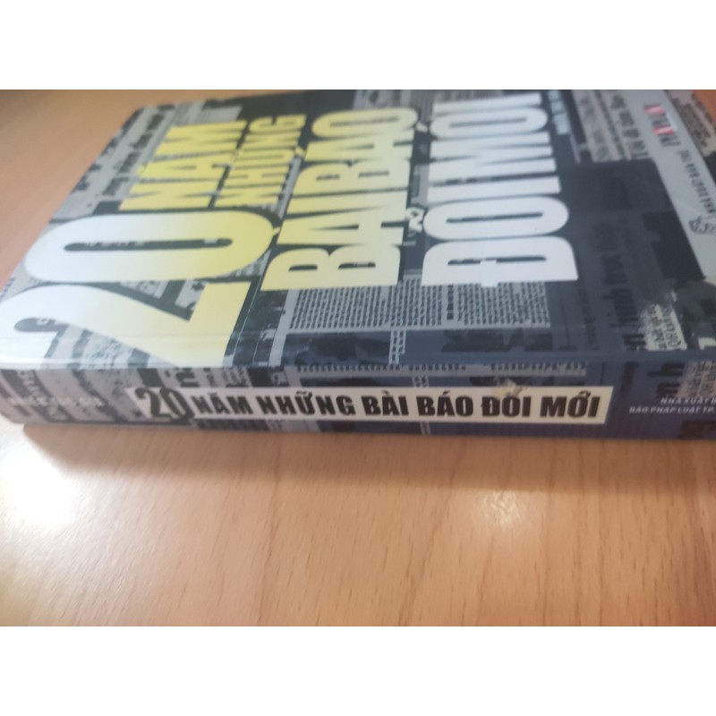 20 năm những bài báo đổi mới (2010) - Nhiều tác giả (NXB Trẻ & Báo Pháp luật TP HCM) 177447