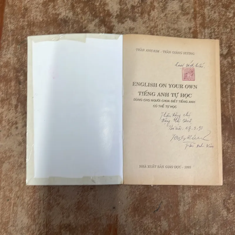 ENGLISH ON YOUR OWN TIẾNG ANH TỰ HỌC- TRẦN ANH KIM - TRẦN GIÁNG HƯƠNG 698404
