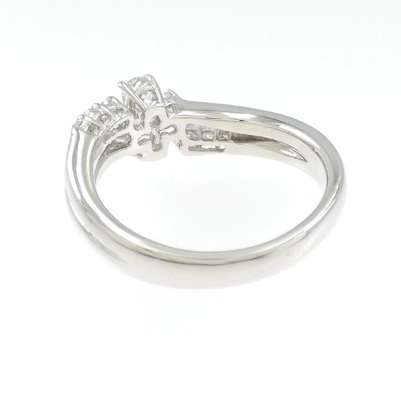 Nhẫn kim cương hoa PT900 0.50CT 667418