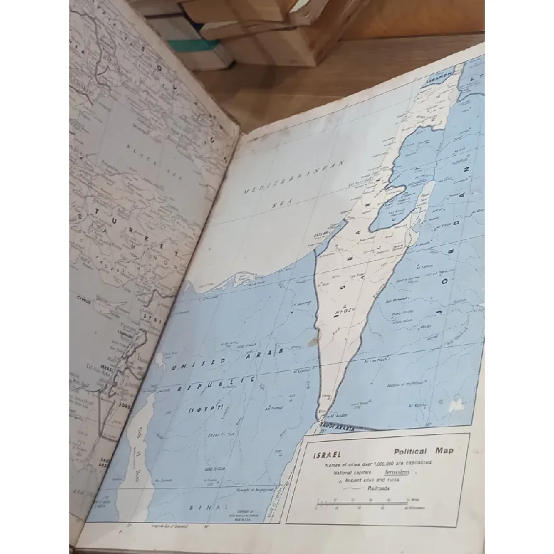 Life: World Library 697286