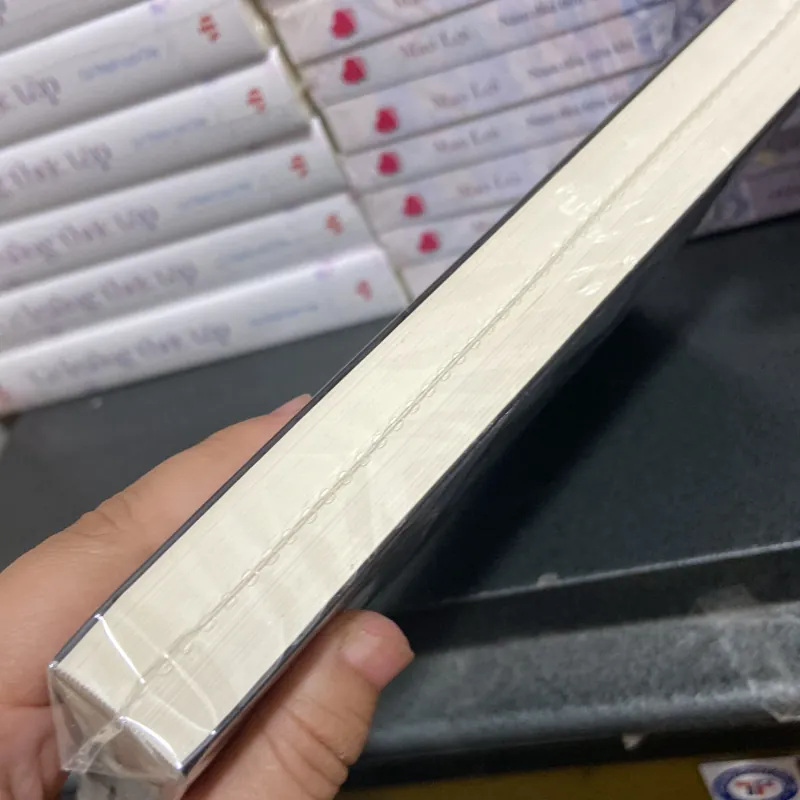 (Văn học kinh điển) - Chiếc Phiễu Da và những truyện kỳ bí - Arthur Conan Doyle 991825