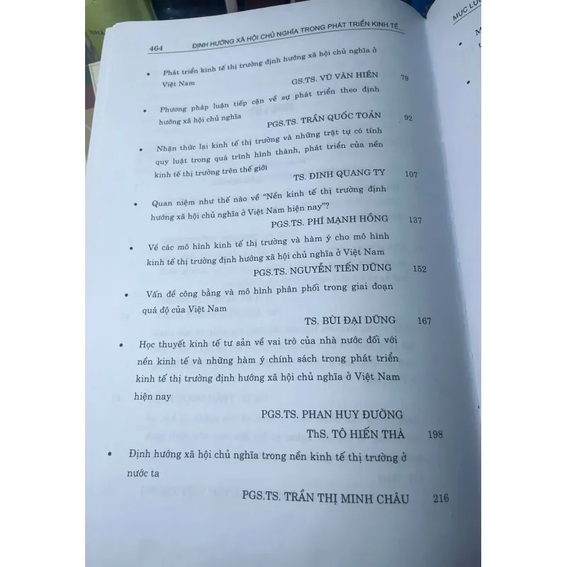 SÁCH ĐỊNH HƯỚNG XÃ HỘI CHỦ NGHĨA TRONG PHÁT TRIỂN KINH TẾ THỊ TRƯỜNG Ở VIỆT NAM 705956