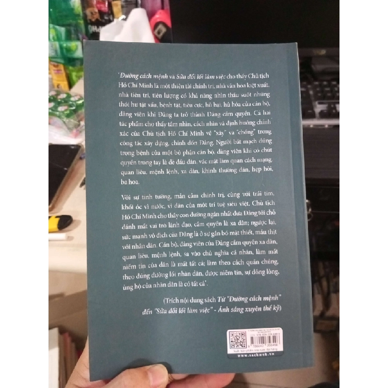 Ánh Sáng Xuyên Thế Kỷ - Bùi Đình Phong 2022 Lịch sử Việt Nam HCM1004 1007965