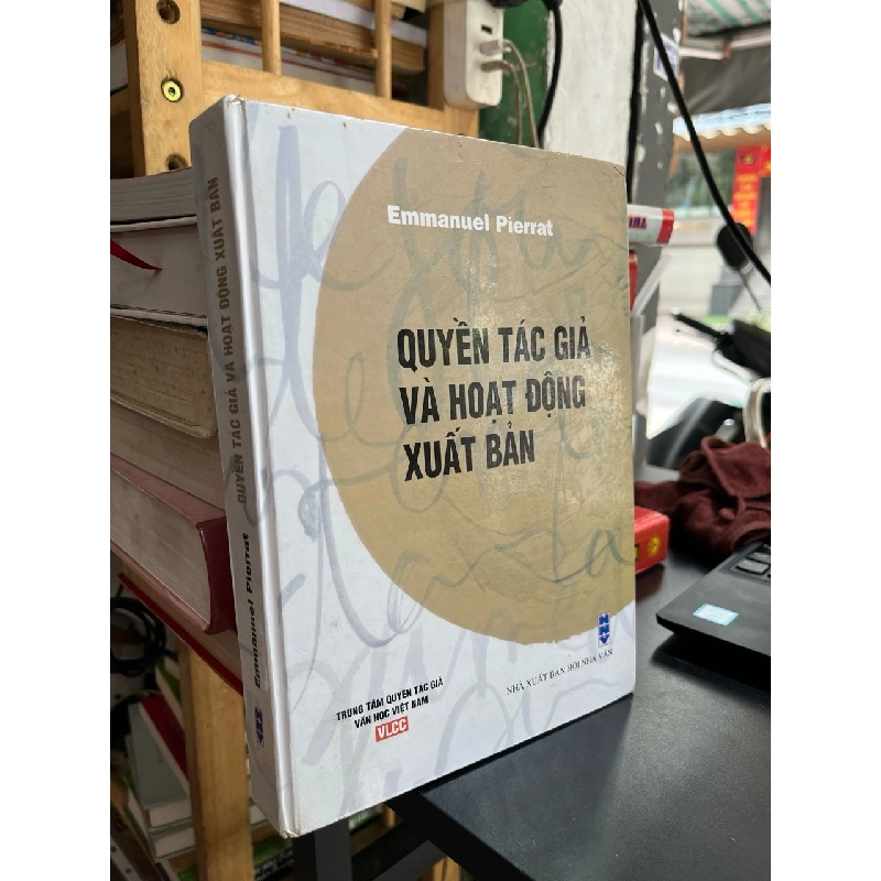 Quyền tác giả và hoạt động xuất bản - Emmanuel Pierrat 523001