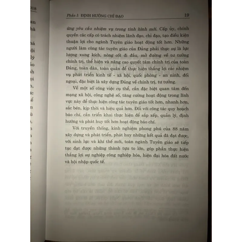 Báo cáo khoa học thường niên năm 2018 694481