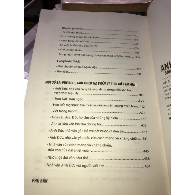 Sống và viết - Anh Đức 1017569