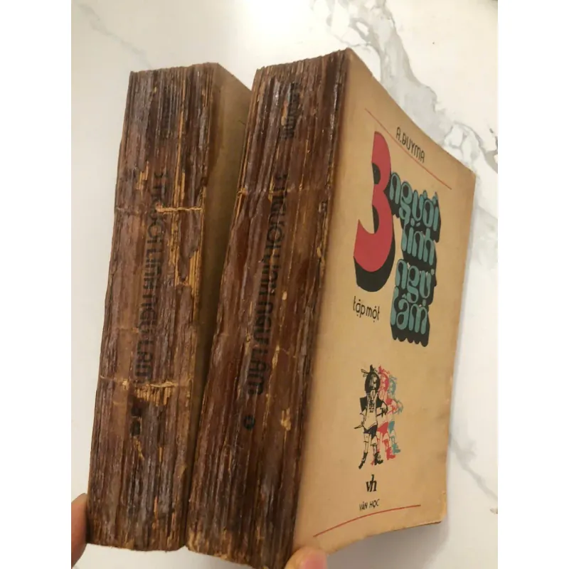 Ba người lính ngự lâm – Alexandre Dumas 998403