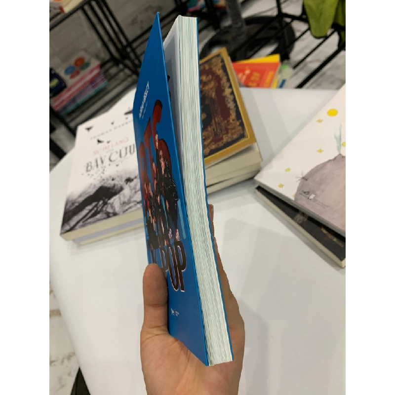 BTS Biểu Tượng K-Pop - Adrian Besley 543182